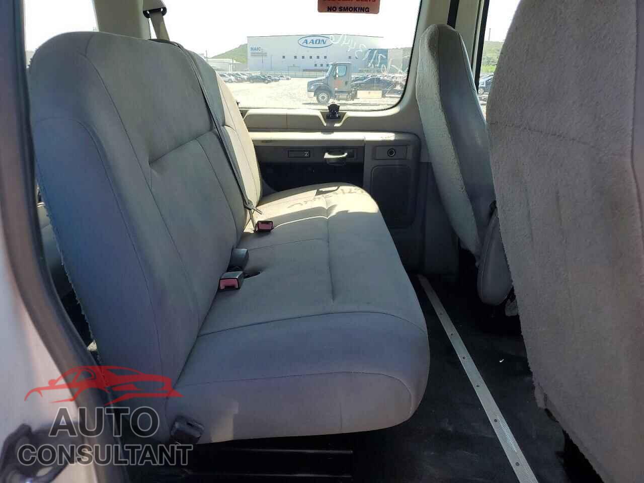 FORD ECONOLINE 2009 - 1FBSS31L09DA63350