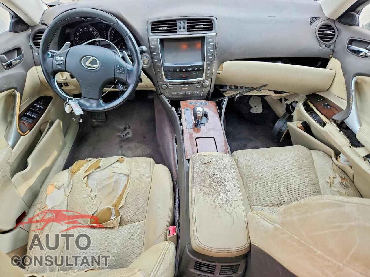 LEXUS IS 2010 - JTHBF5C24A2095894