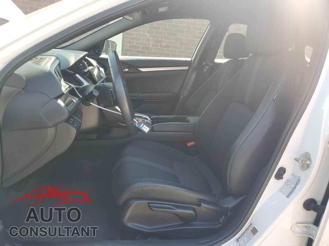 HONDA CIVIC 2019 - 2HGFC2F87KH575982