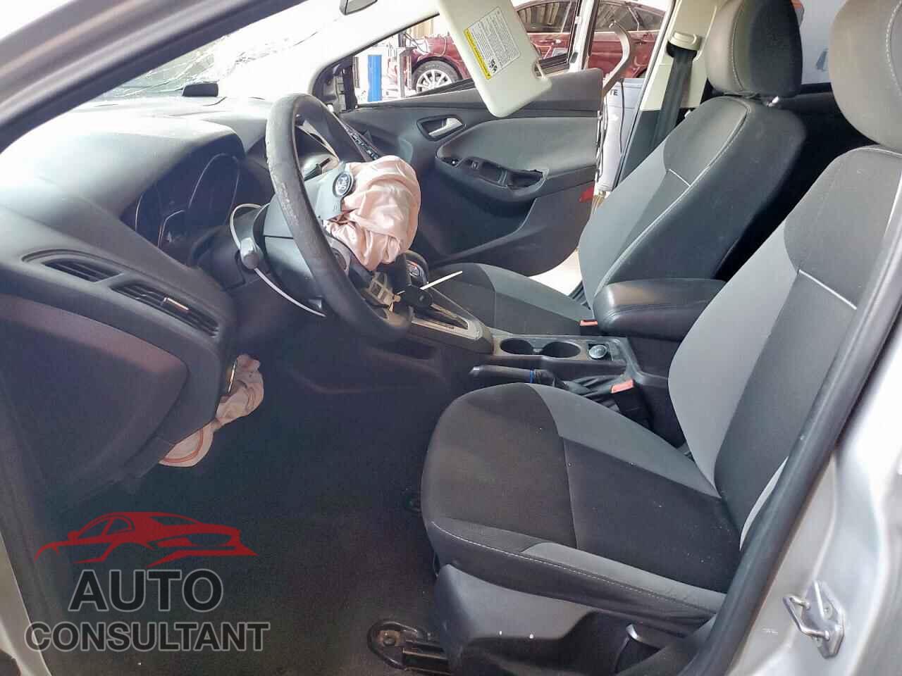 FORD FOCUS 2013 - 1FADP3K2XDL163908
