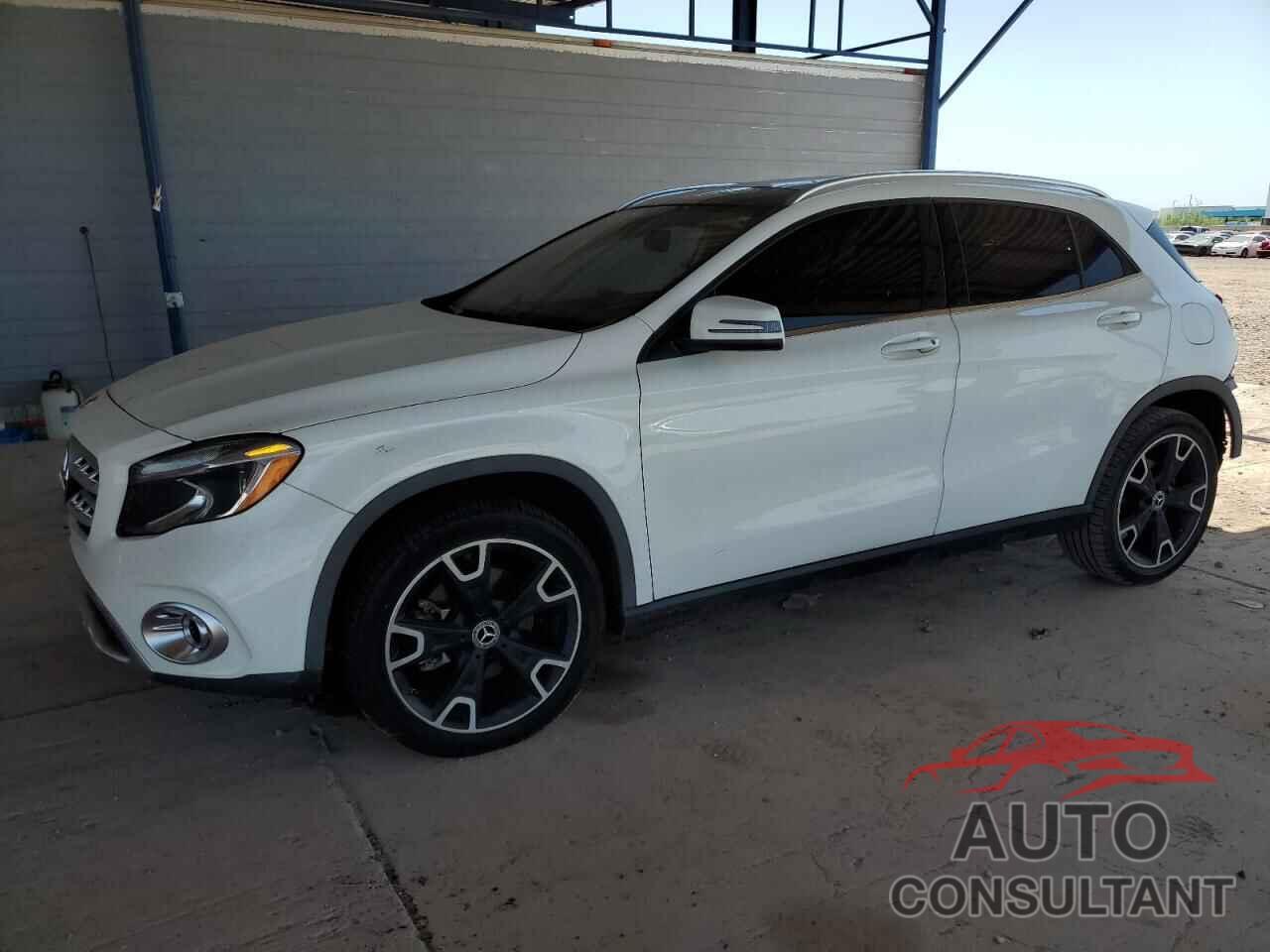 MERCEDES-BENZ GLA-CLASS 2020 - W1NTG4EB0LU030115