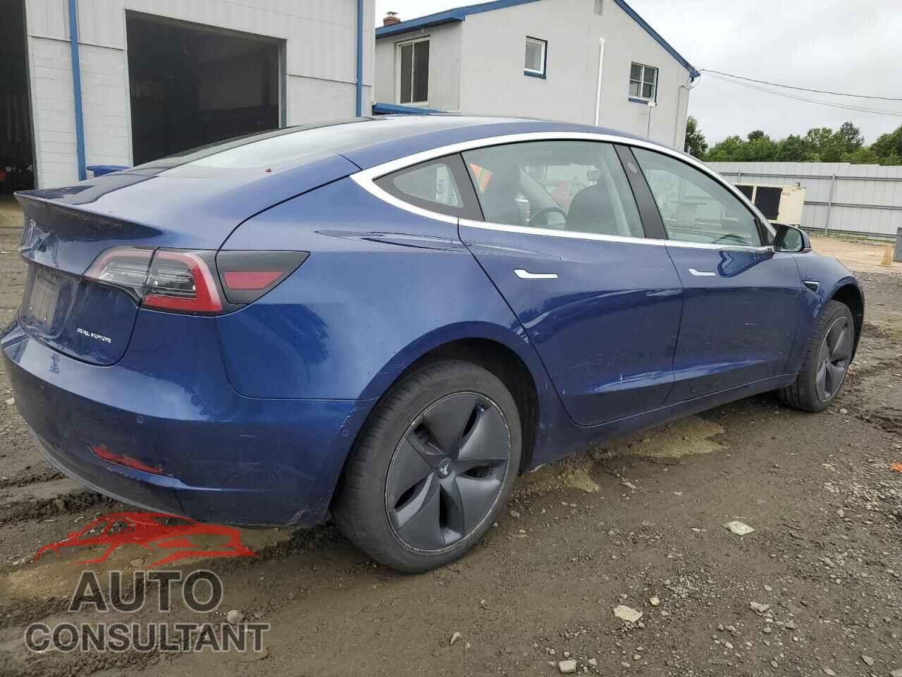 TESLA MODEL 3 2018 - 5YJ3E1EB9JF064460