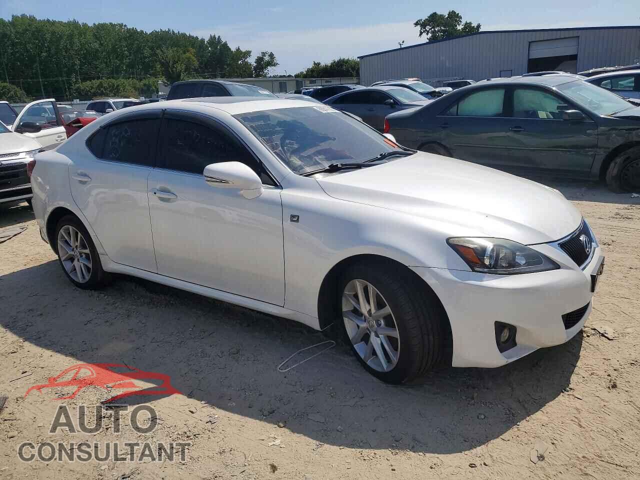 LEXUS IS 2011 - JTHCF5C20B2035309
