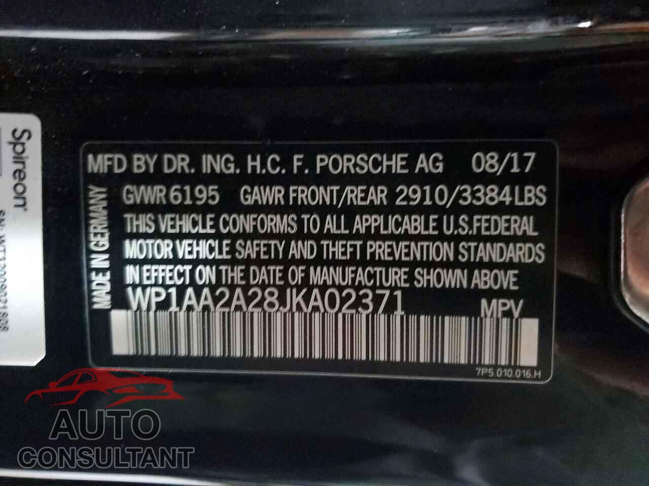 PORSCHE CAYENNE 2018 - WP1AA2A28JKA02371