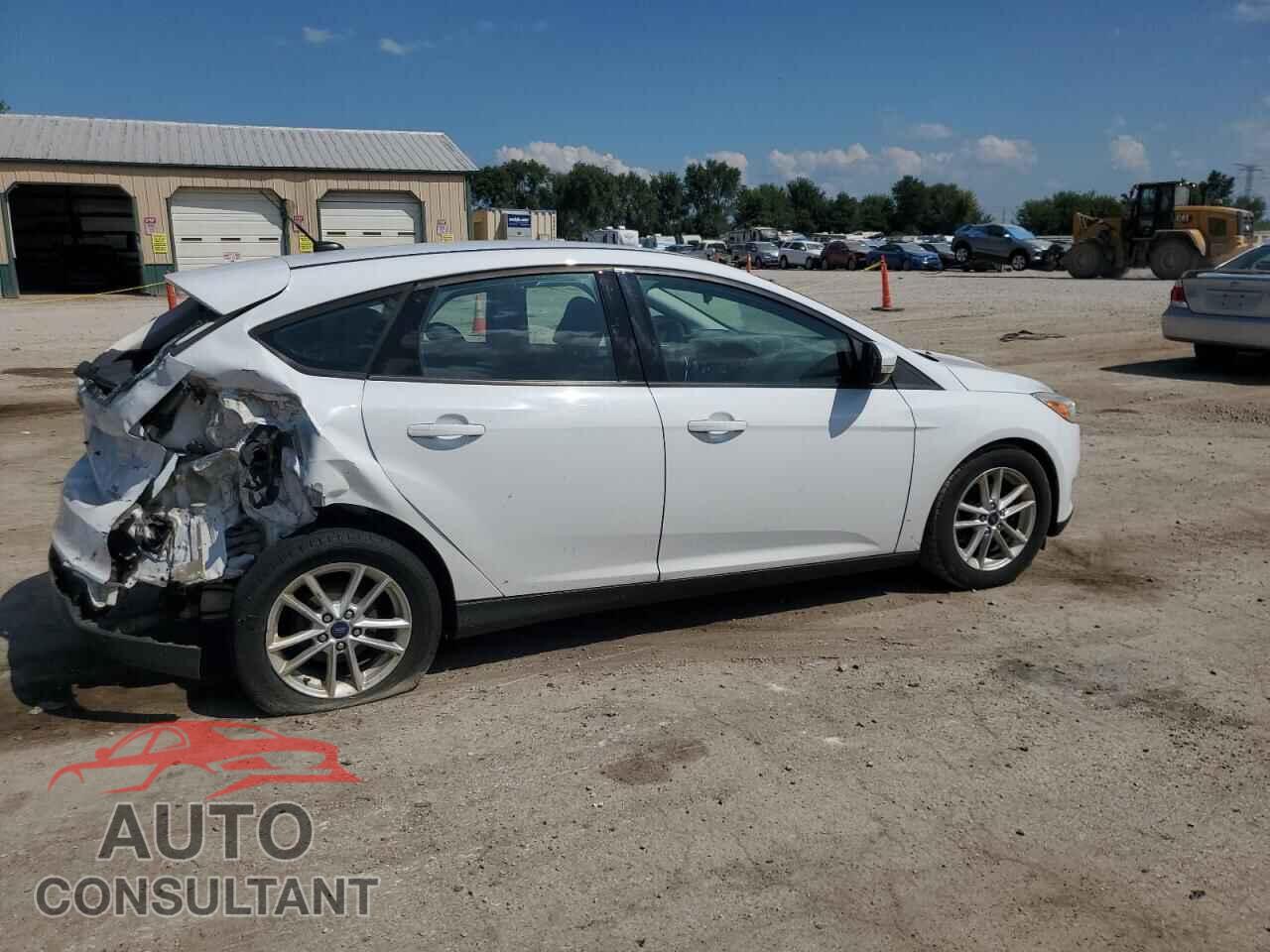 FORD FOCUS 2015 - 1FADP3K20FL355227