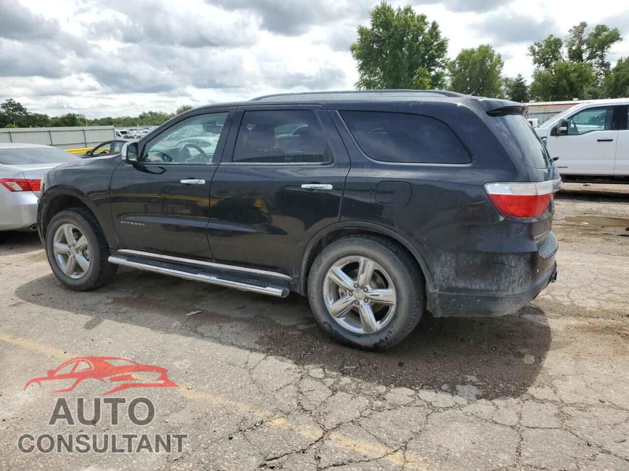 DODGE DURANGO 2013 - 1C4SDJET7DC528936