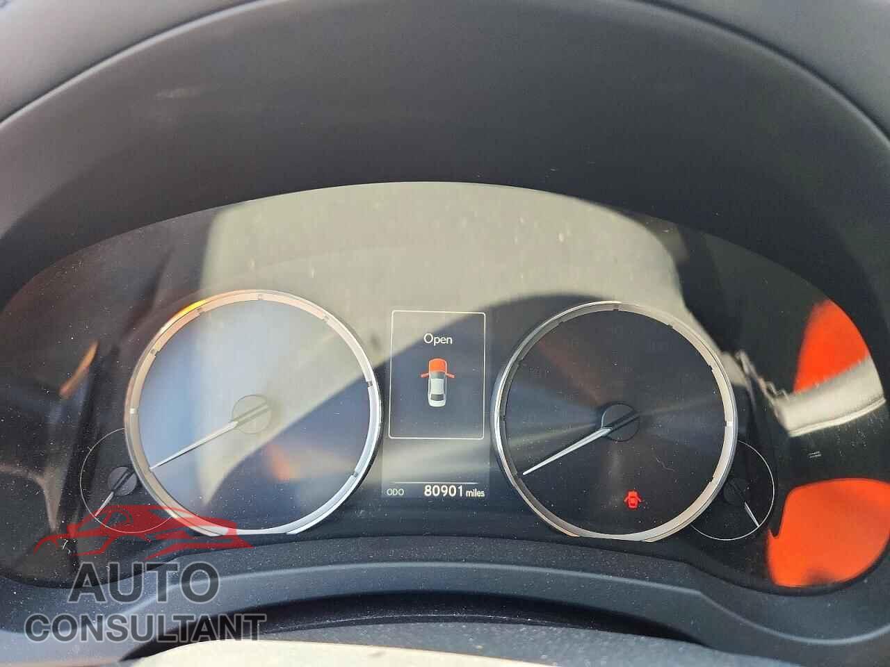 LEXUS IS 2017 - JTHBA1D26H5039969