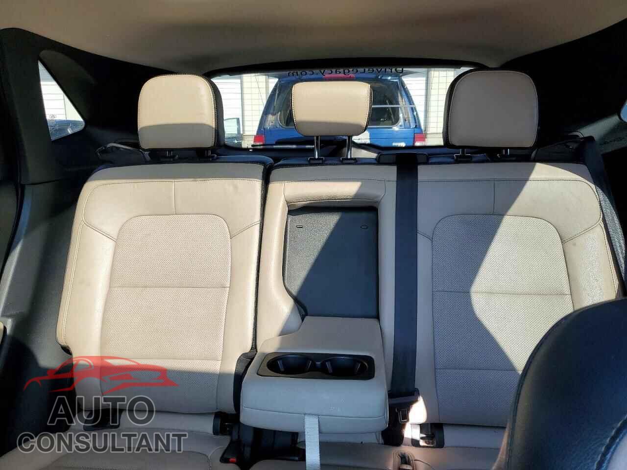 FORD ESCAPE 2020 - 1FMCU9J98LUA73516