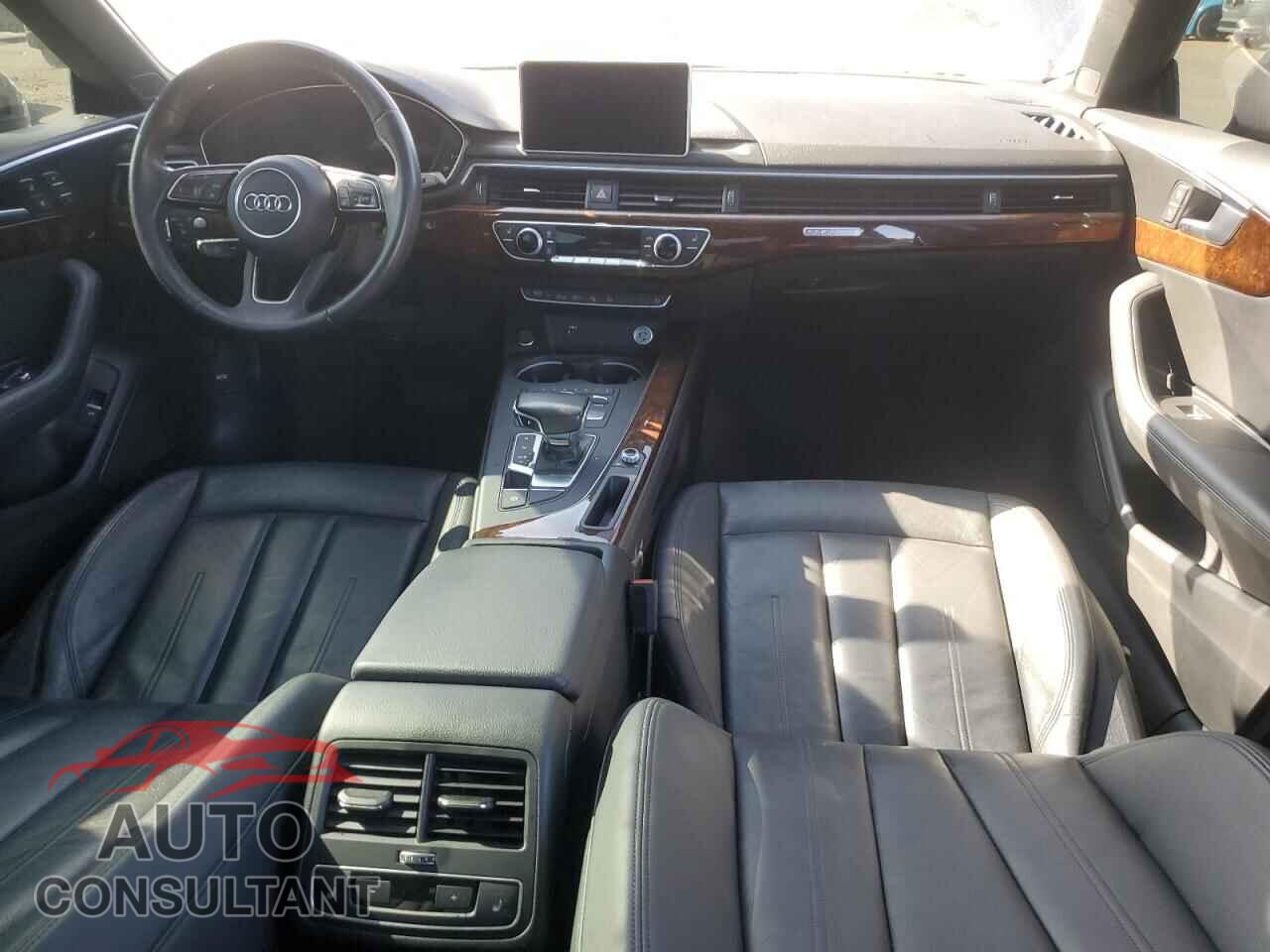 AUDI A5 2019 - WAUCNDF54KA039922