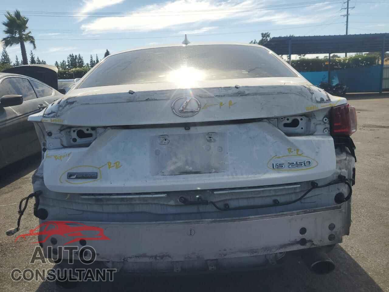 LEXUS IS 2015 - JTHBF1D29F5049586