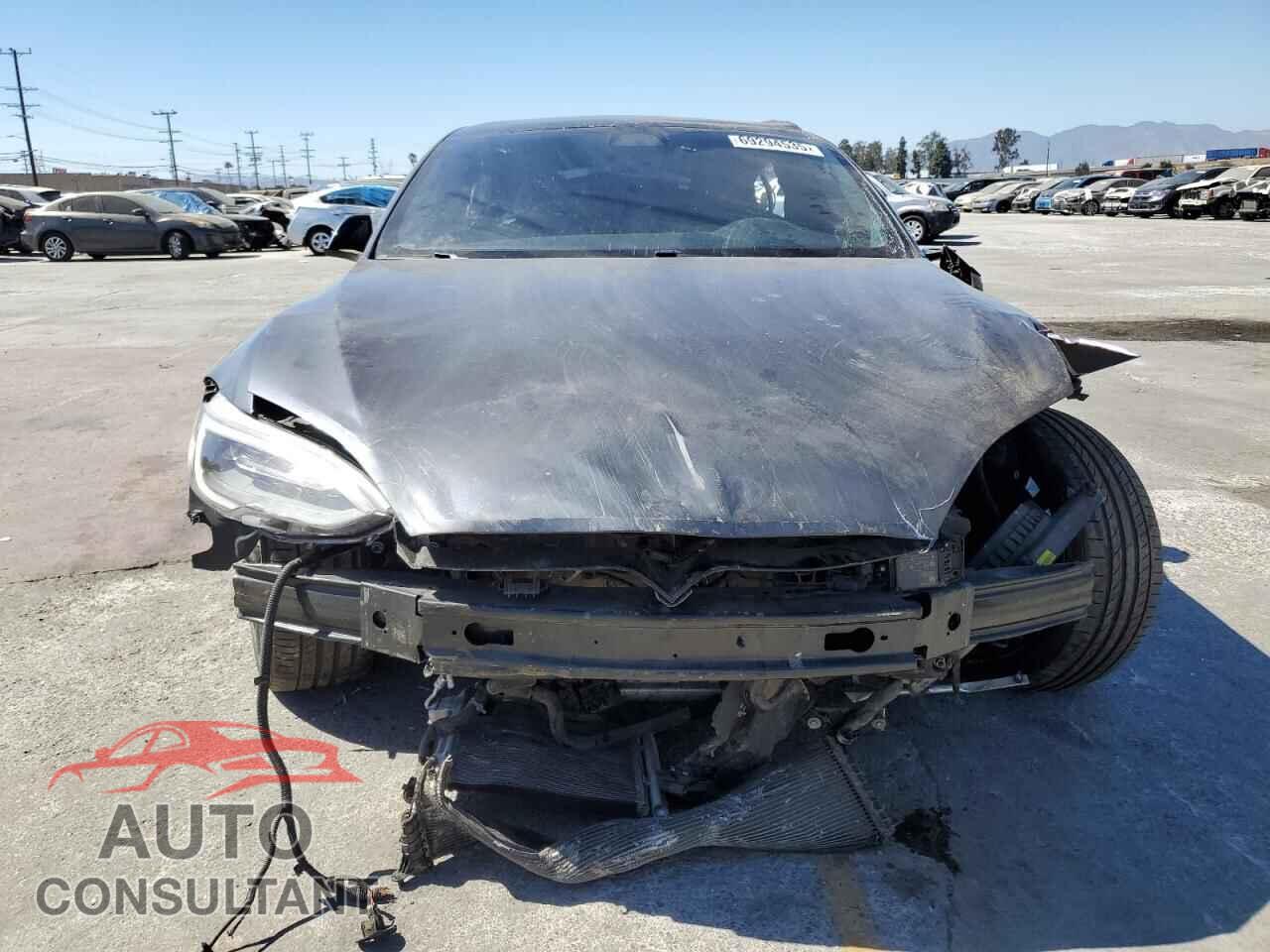 TESLA MODEL S 2018 - 5YJSA1E24JF243626