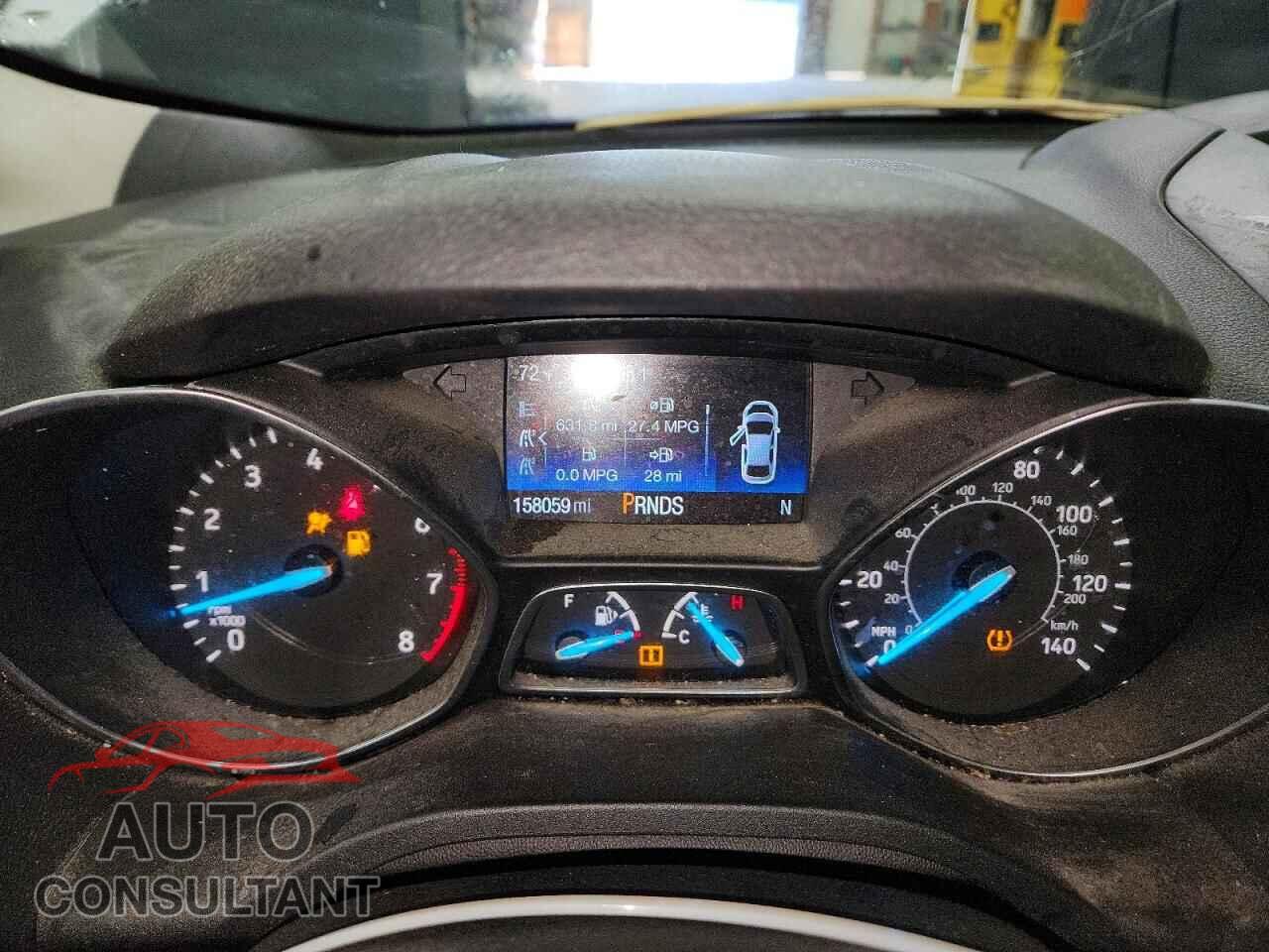 FORD ESCAPE 2017 - 1FMCU0F74HUF04346
