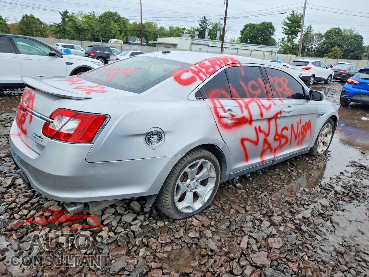 FORD TAURUS 2011 - 1FAHP2KT5BG128347