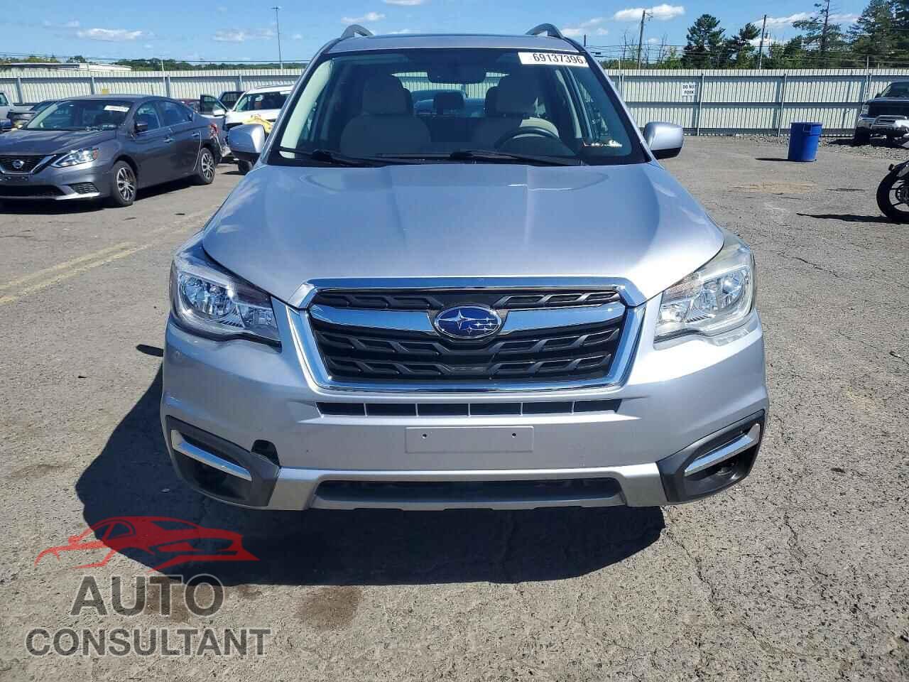 SUBARU FORESTER 2017 - JF2SJAEC5HH567821