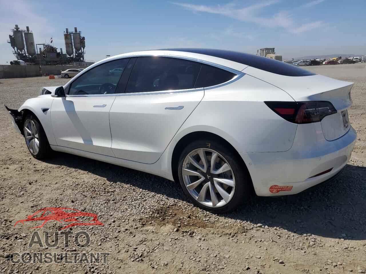 TESLA MODEL 3 2018 - 5YJ3E1EA6JF010055