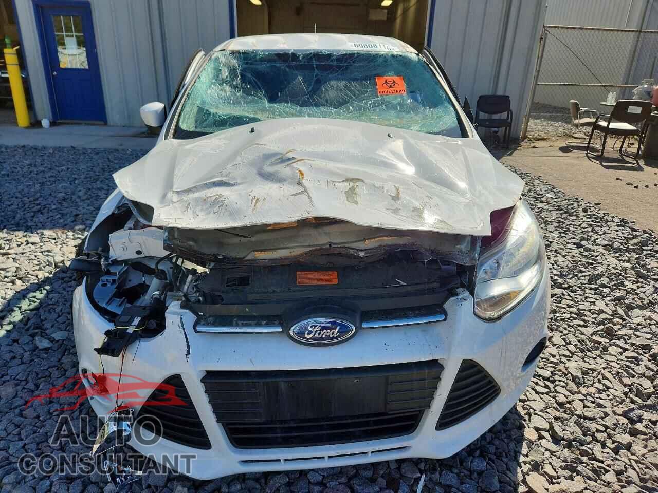 FORD FOCUS 2013 - 1FADP3F22DL244704