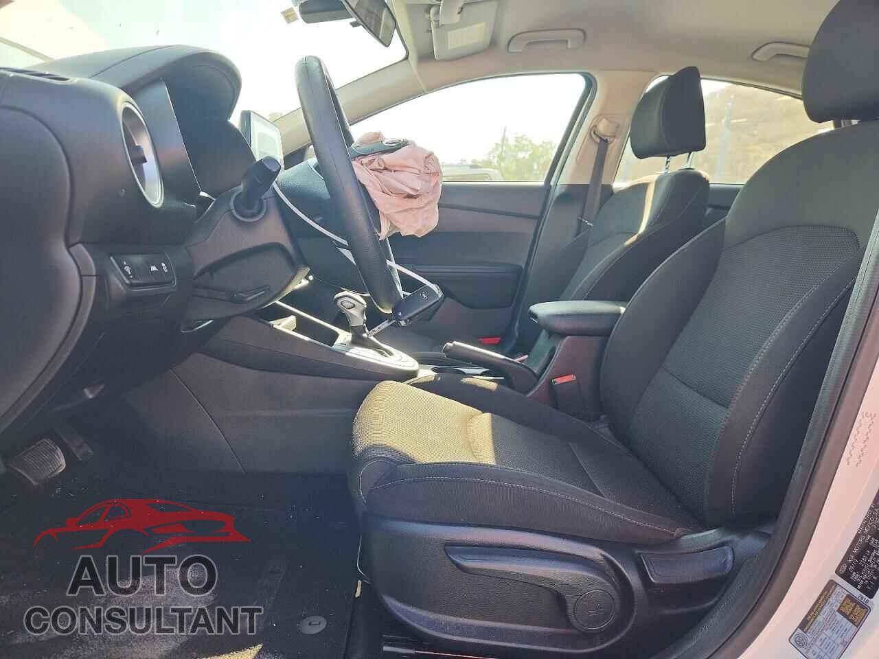 KIA FORTE 2020 - 3KPF24AD8LE172964