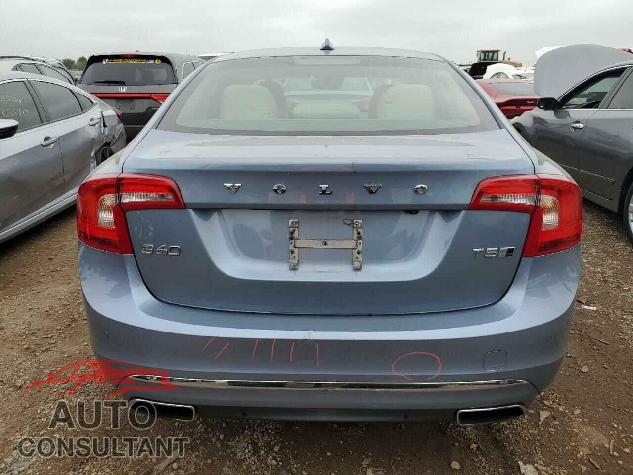VOLVO S60 2017 - LYV402TK3HB195472