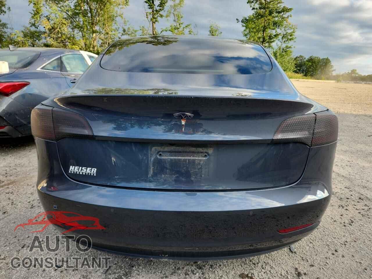 TESLA MODEL 3 2022 - 5YJ3E1EA1NF327635
