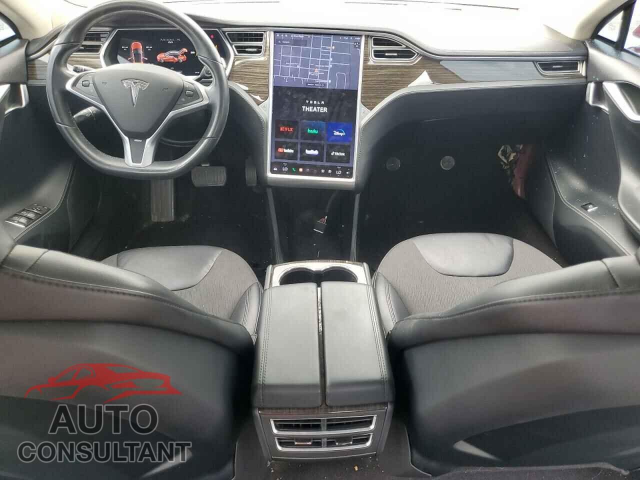 TESLA MODEL S 2013 - 5YJSA1CG8DFP23039