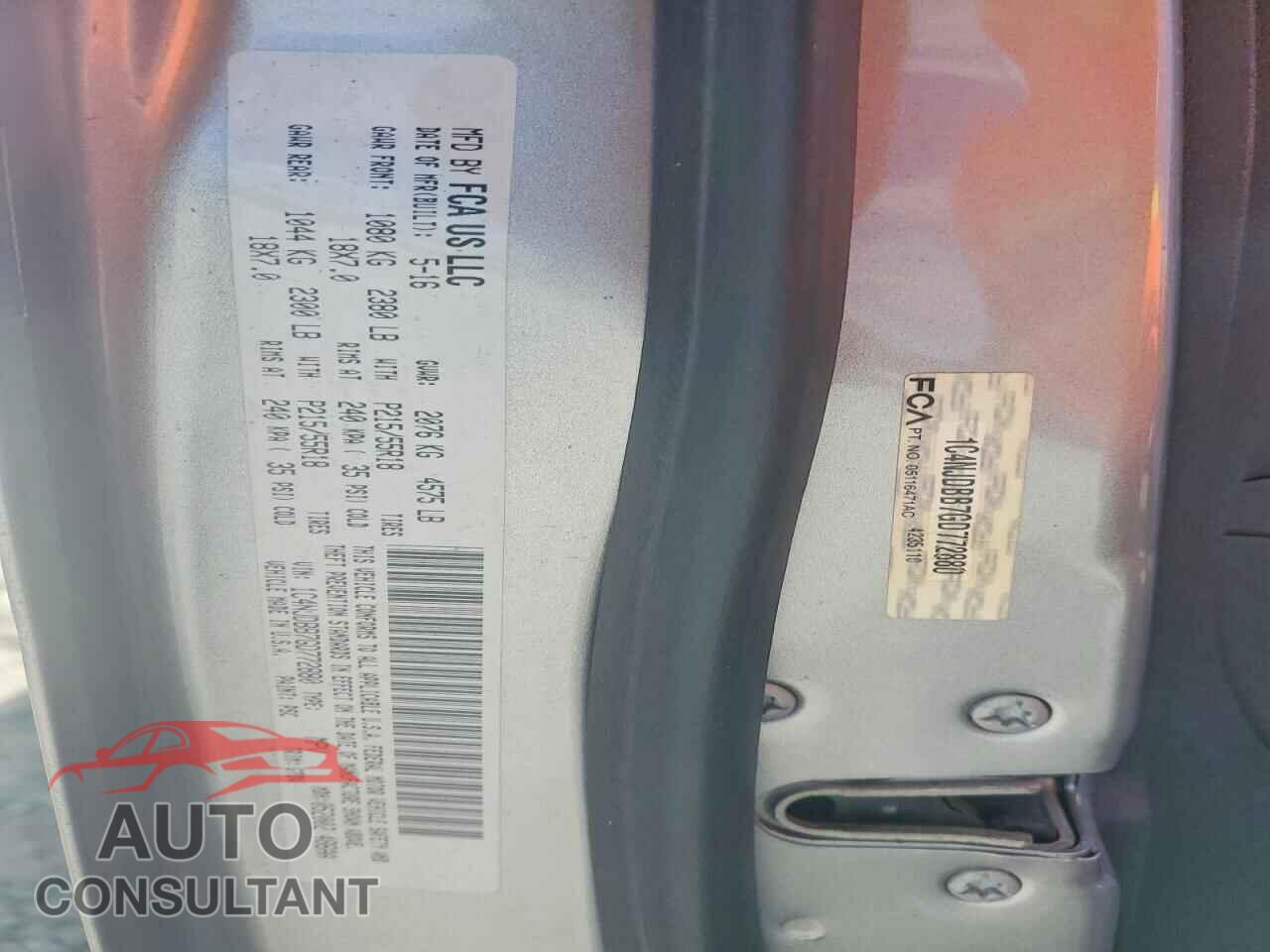 JEEP COMPASS 2016 - 1C4NJDBB7GD772880