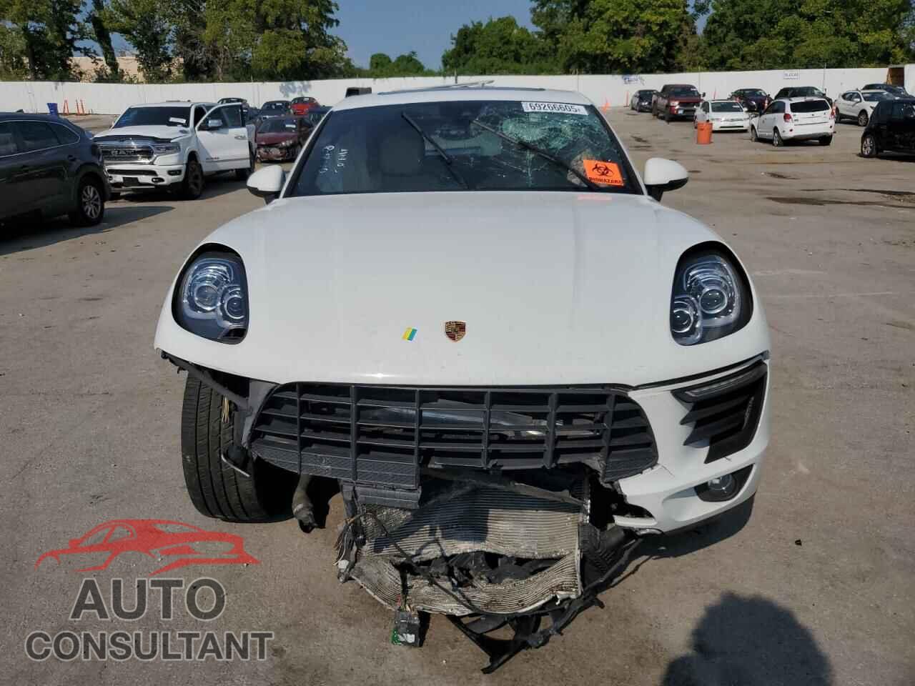 PORSCHE MACAN 2018 - WP1AA2A52JLB12529