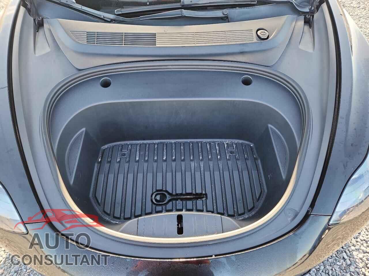 TESLA MODEL 3 2023 - 5YJ3E1EA7PF435163