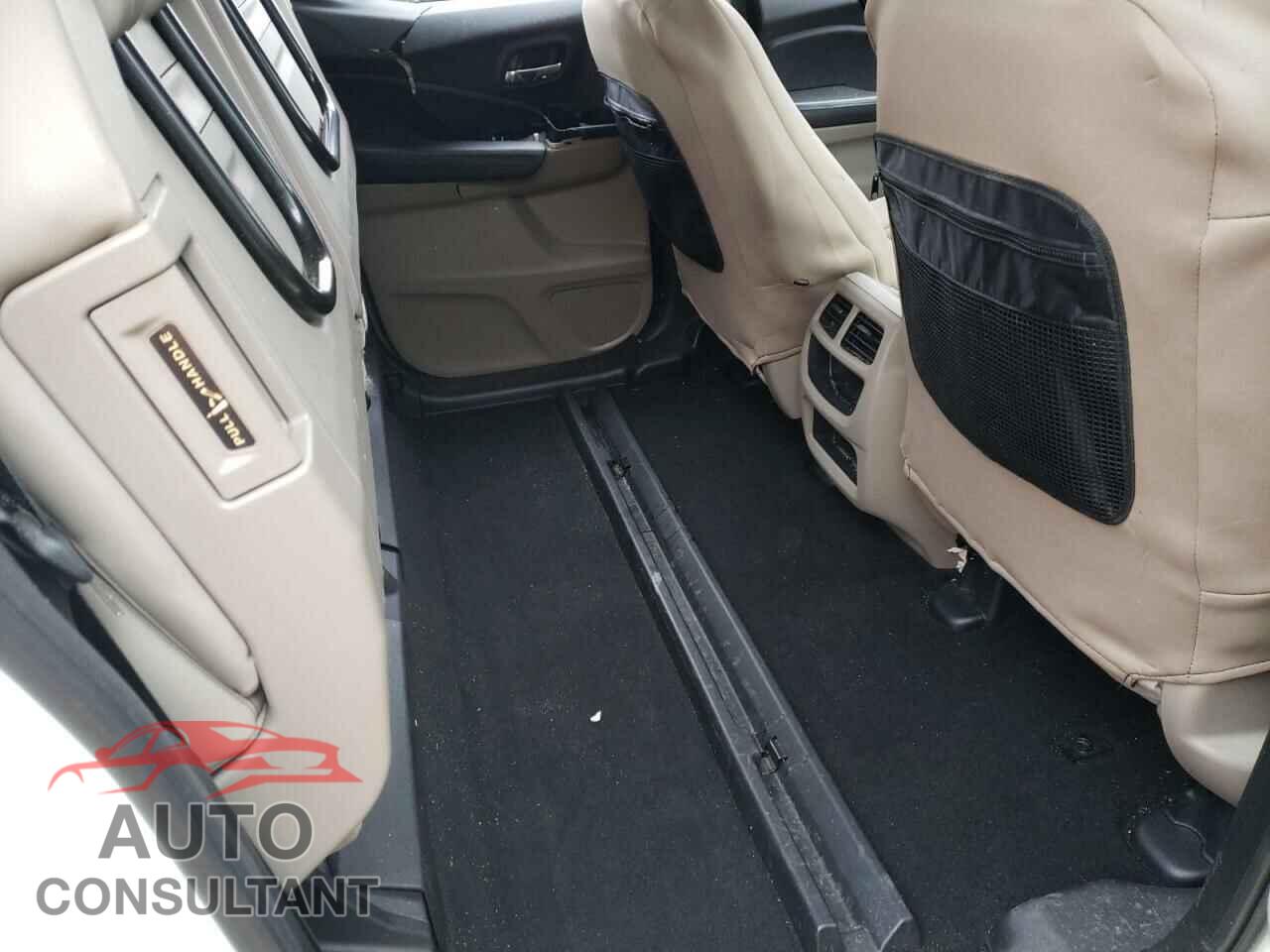 HONDA RIDGELINE 2017 - 5FPYK3F57HB021949