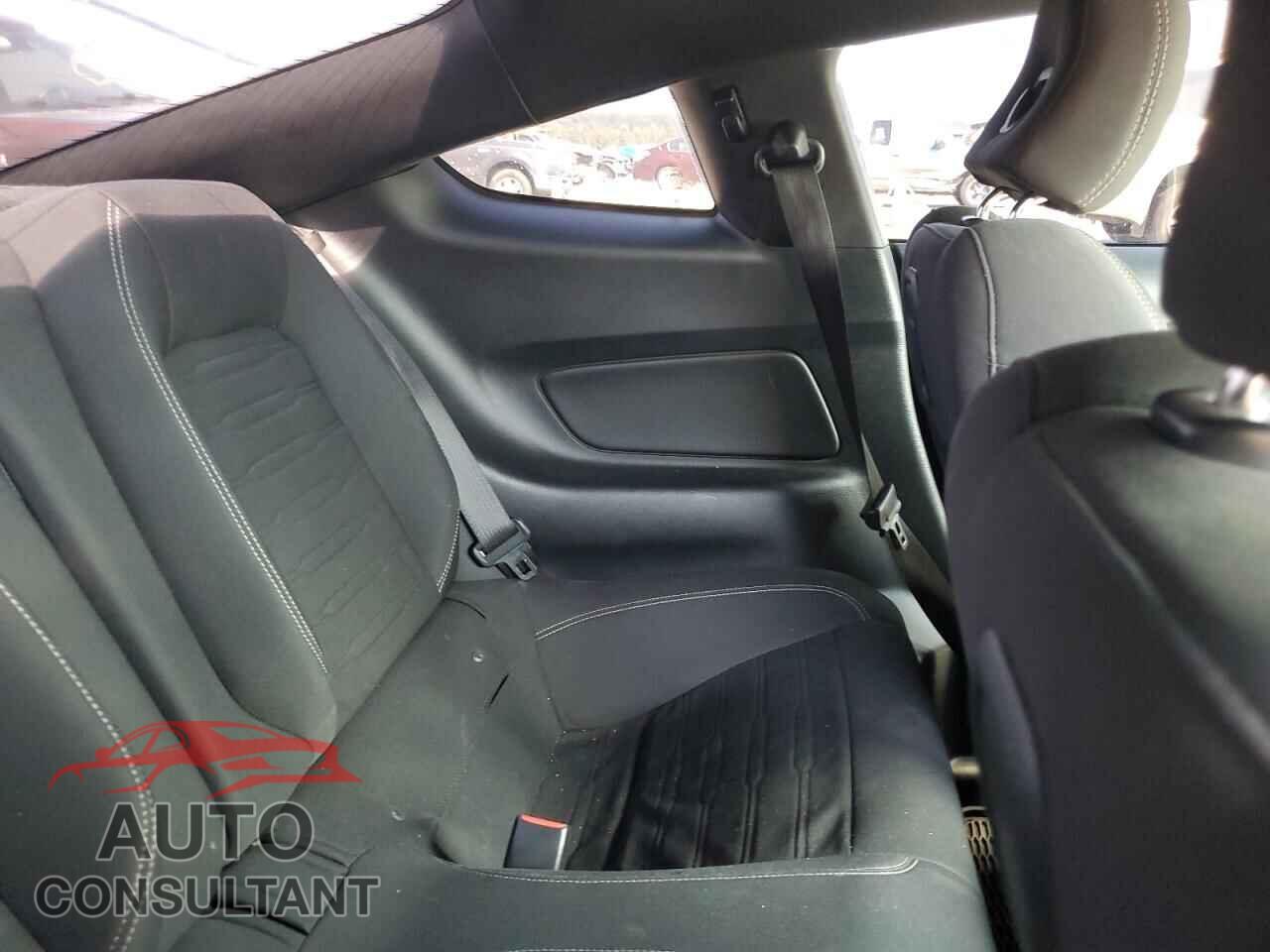 FORD MUSTANG 2017 - 1FA6P8CFXH5230007