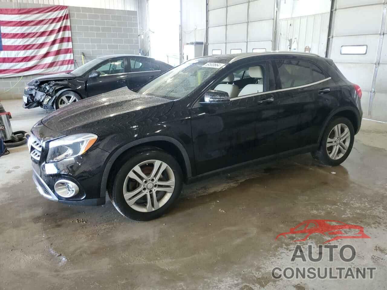 MERCEDES-BENZ GLA-CLASS 2018 - WDCTG4EB8JJ370466