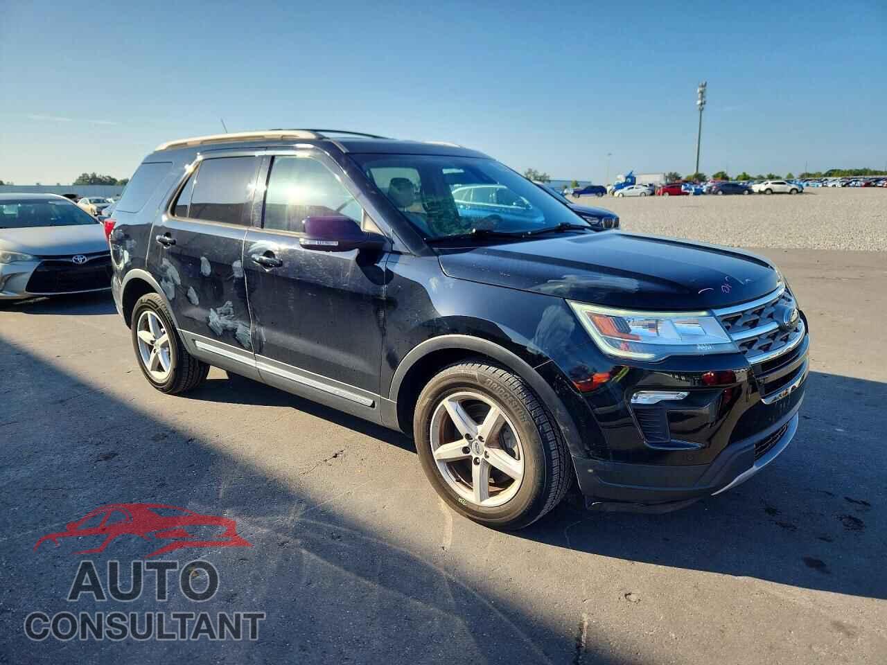 FORD EXPLORER 2018 - 1FM5K7D8XJGB94503
