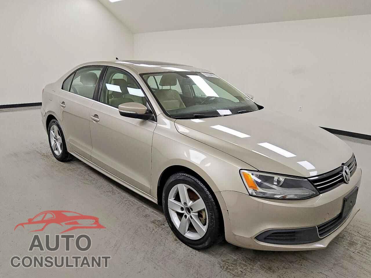 VOLKSWAGEN JETTA 2014 - 3VWLL7AJ5EM246161