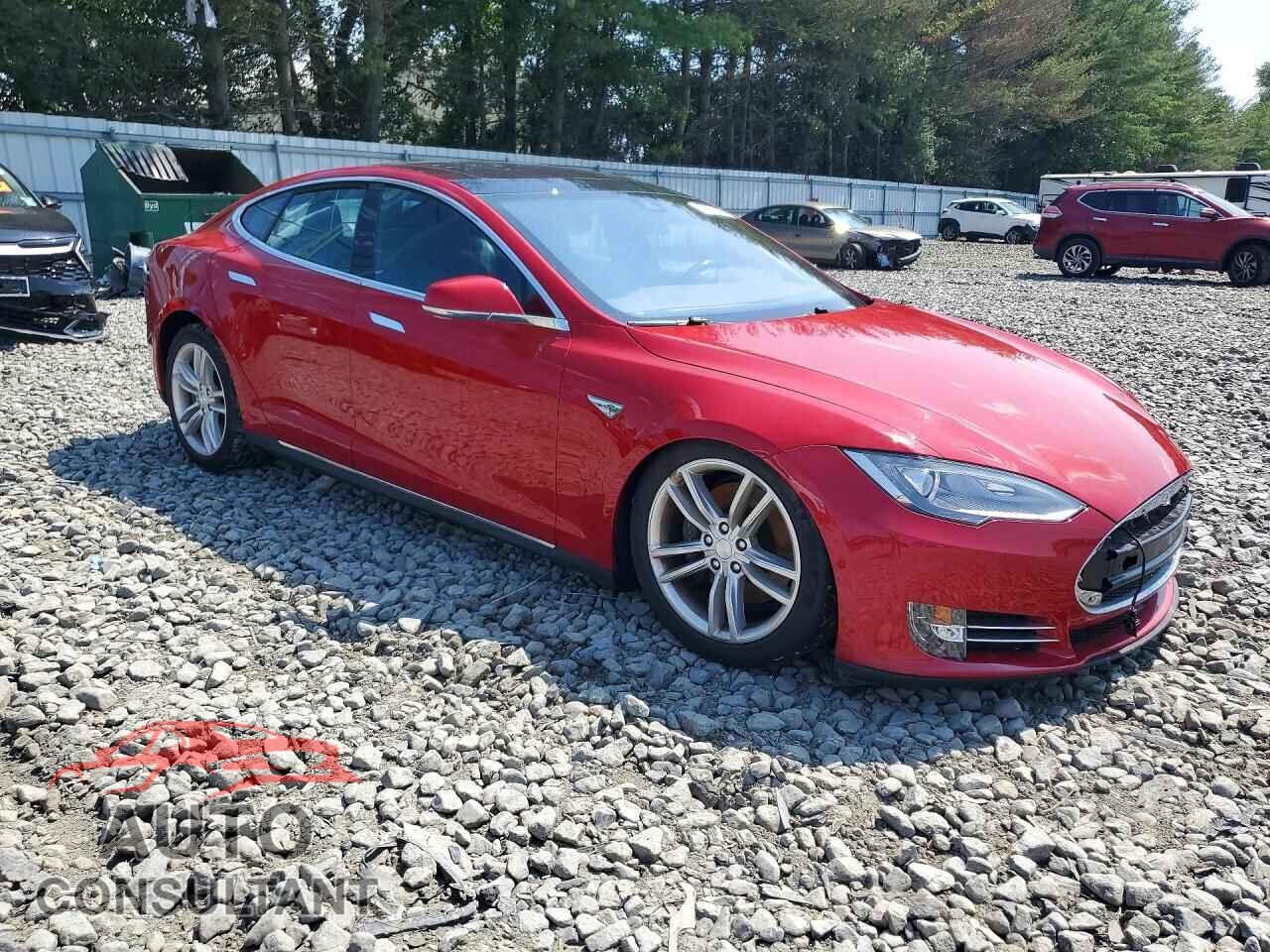 TESLA MODEL S 2015 - 5YJSA1H22FF089906
