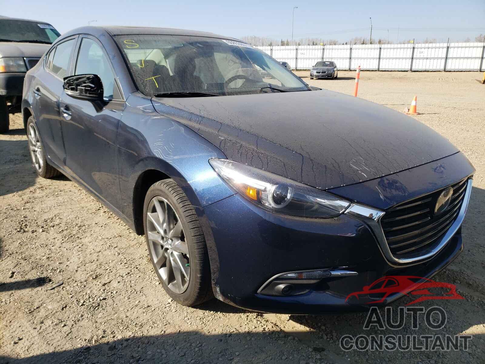 MAZDA 3 2018 - 3MZBN1W32JM275706