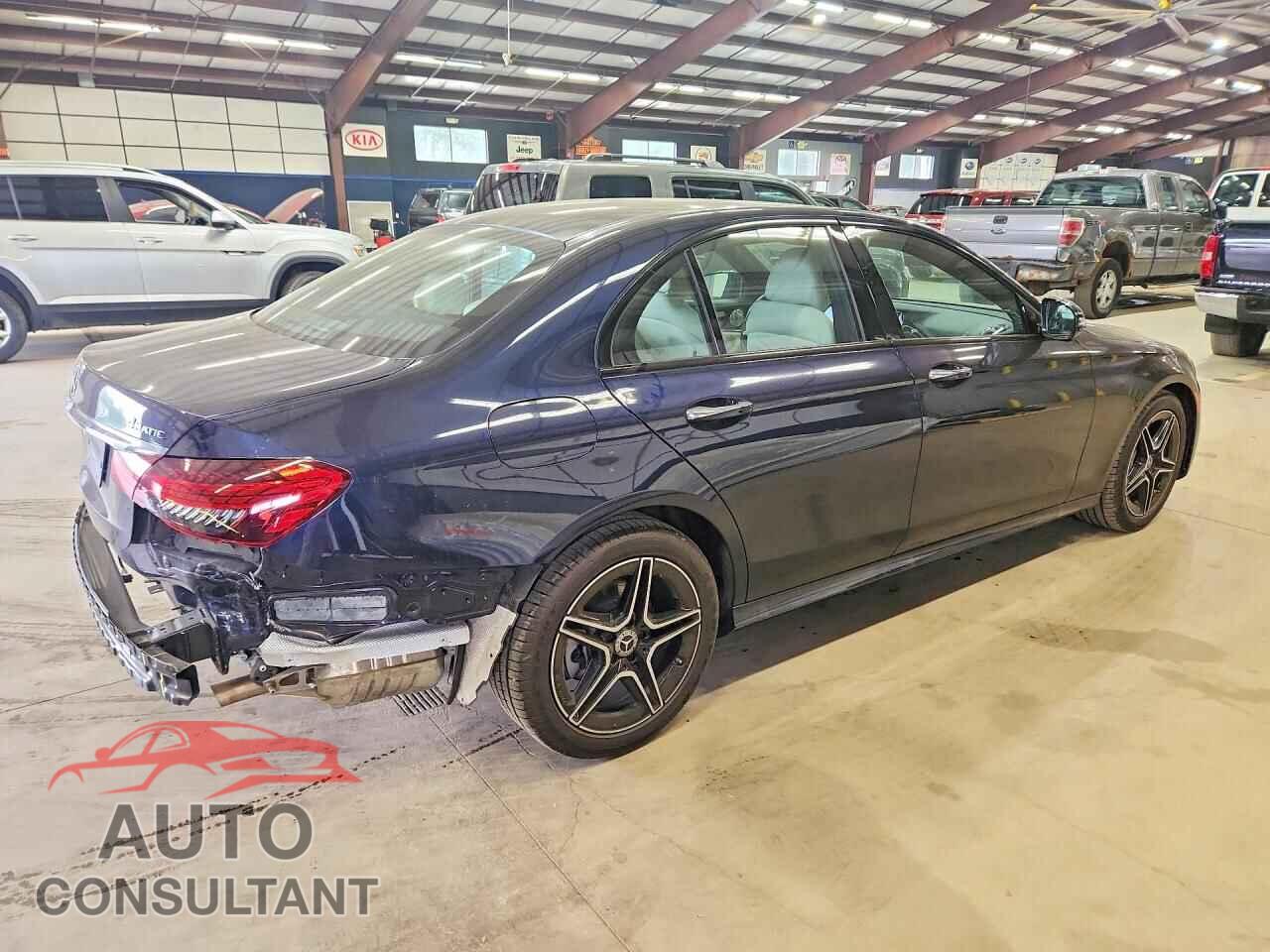 MERCEDES-BENZ E-CLASS 2023 - W1KZF8EB9PB099789