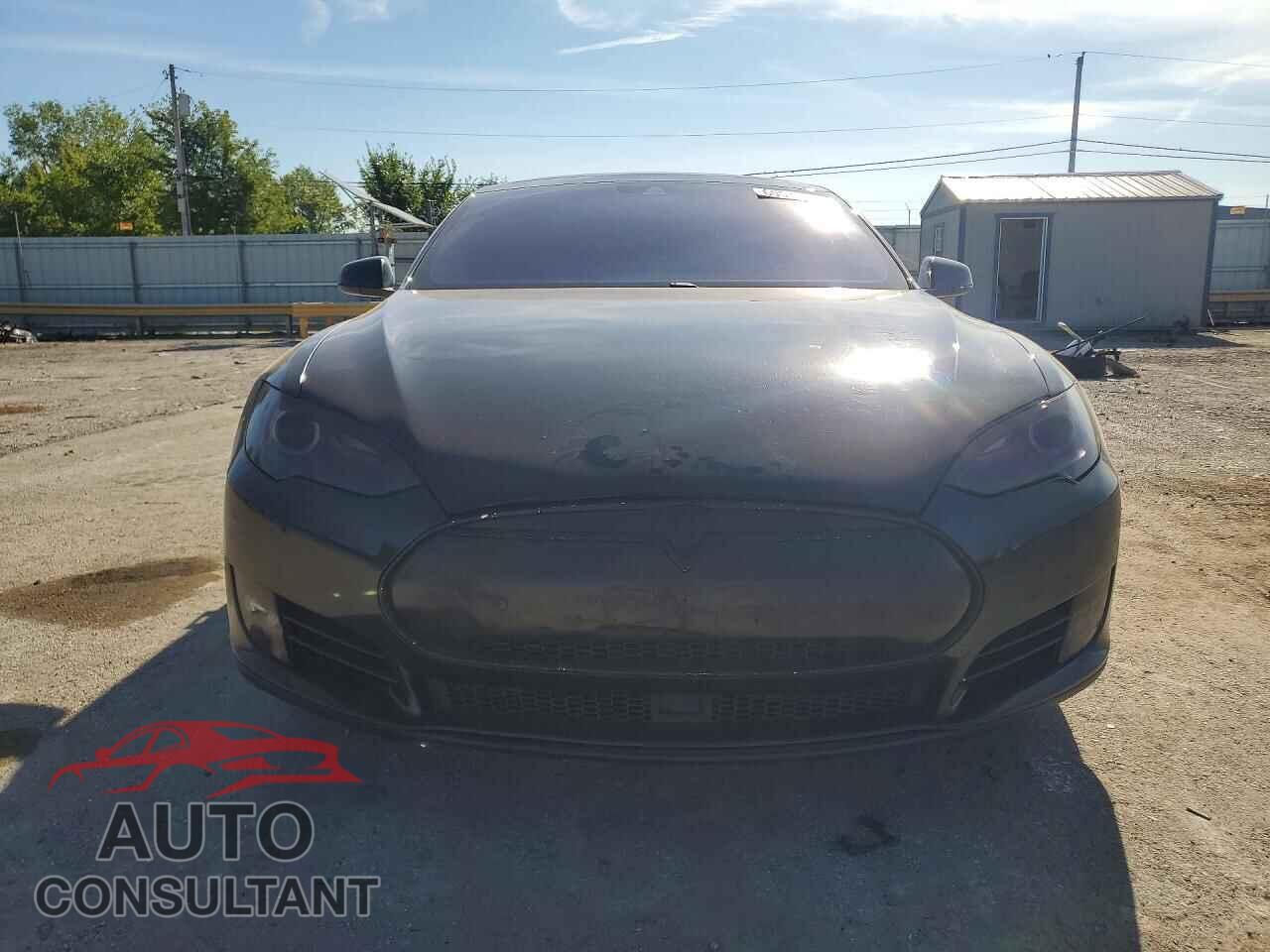 TESLA MODEL S 2016 - 5YJSA1E10GF127744
