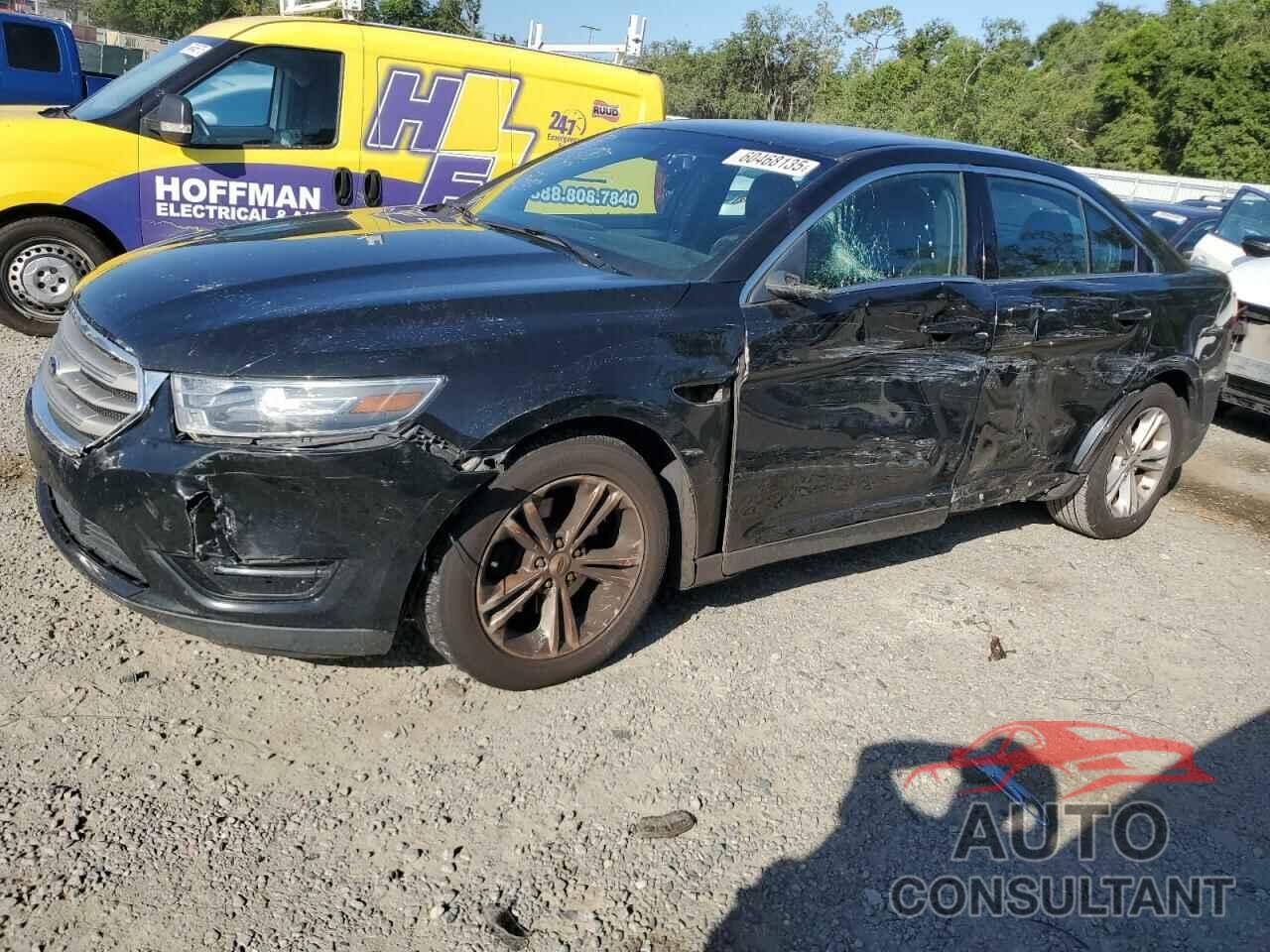 FORD TAURUS 2015 - 1FAHP2E83FG196126