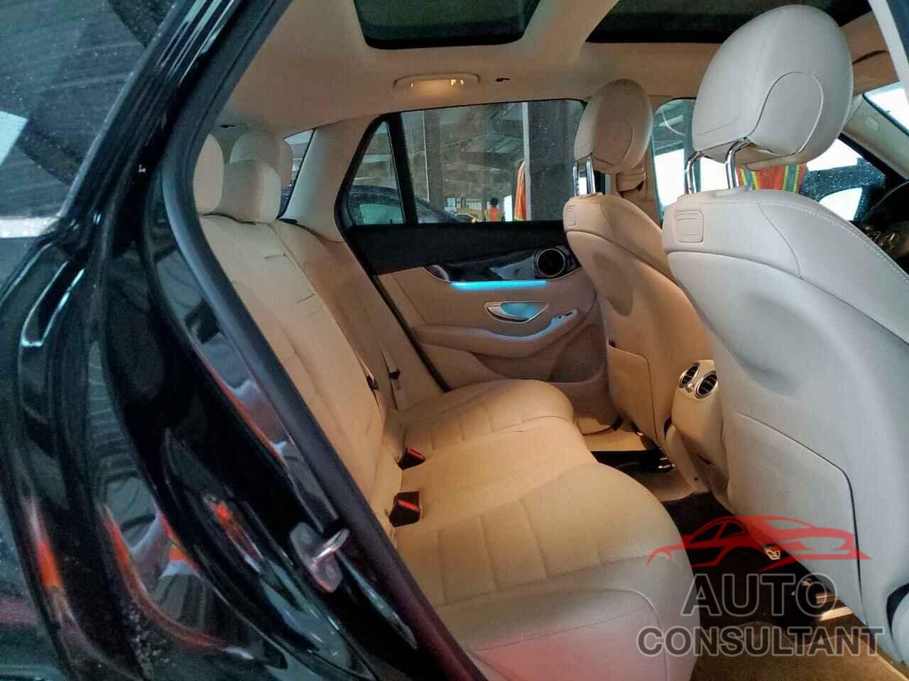 MERCEDES-BENZ GLC-CLASS 2019 - WDC0G4JB2KF587198