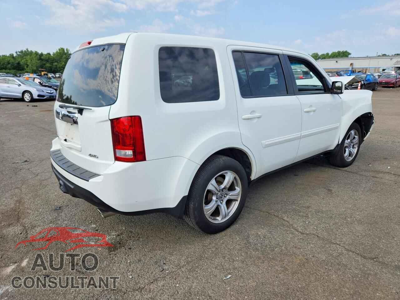 HONDA PILOT 2013 - 5FNYF4H74DB044777