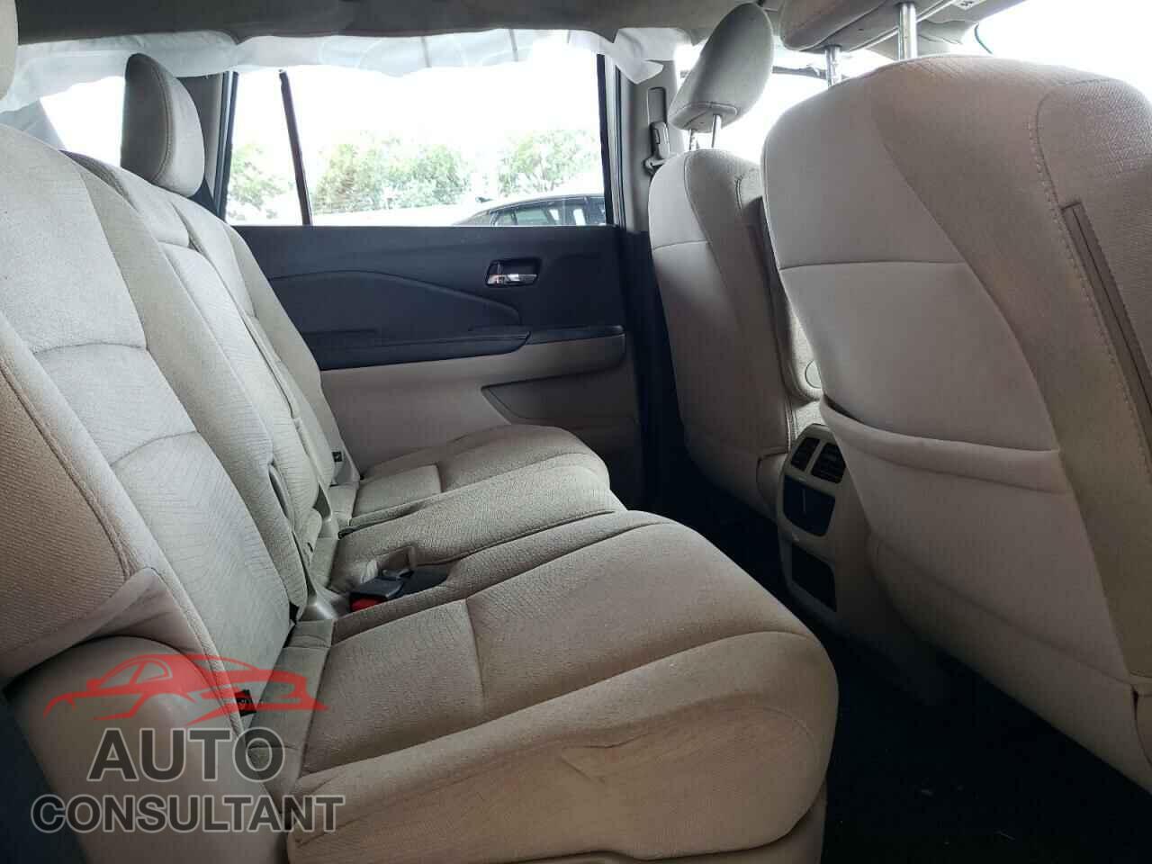HONDA PILOT 2018 - 5FNYF6H13JB001907