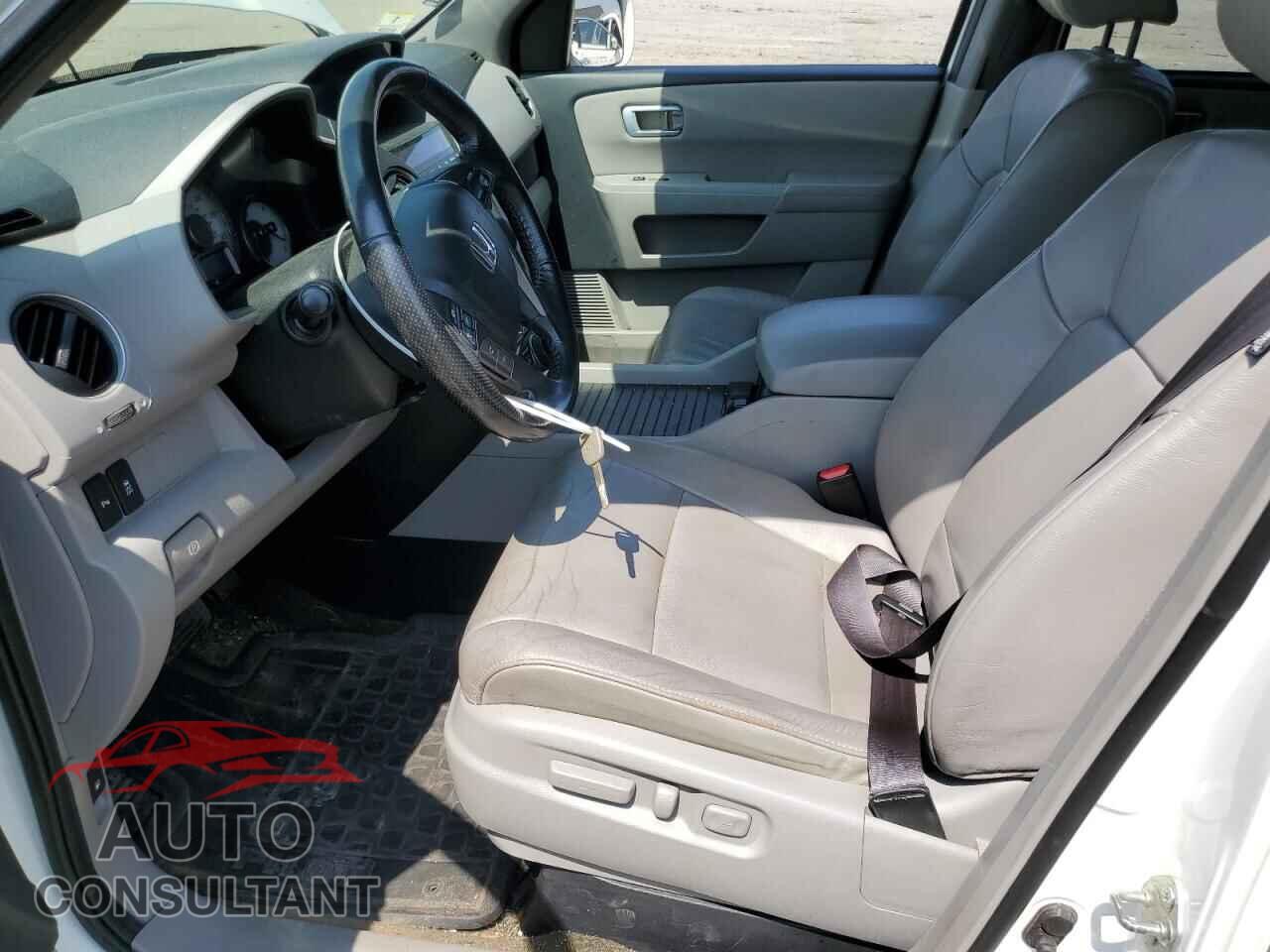 HONDA PILOT 2014 - 5FNYF4H96EB043178