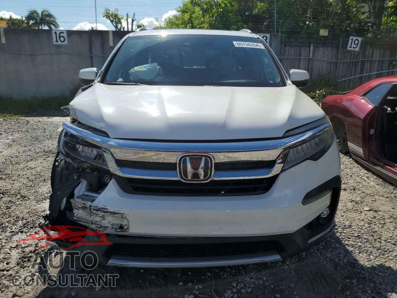 HONDA PILOT 2019 - 5FNYF5H69KB000834