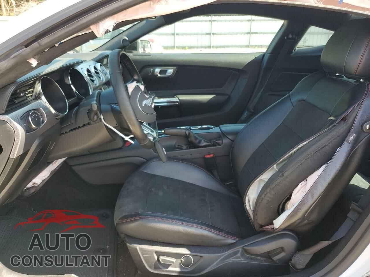 FORD MUSTANG 2017 - 1FA6P8CF1H5301742