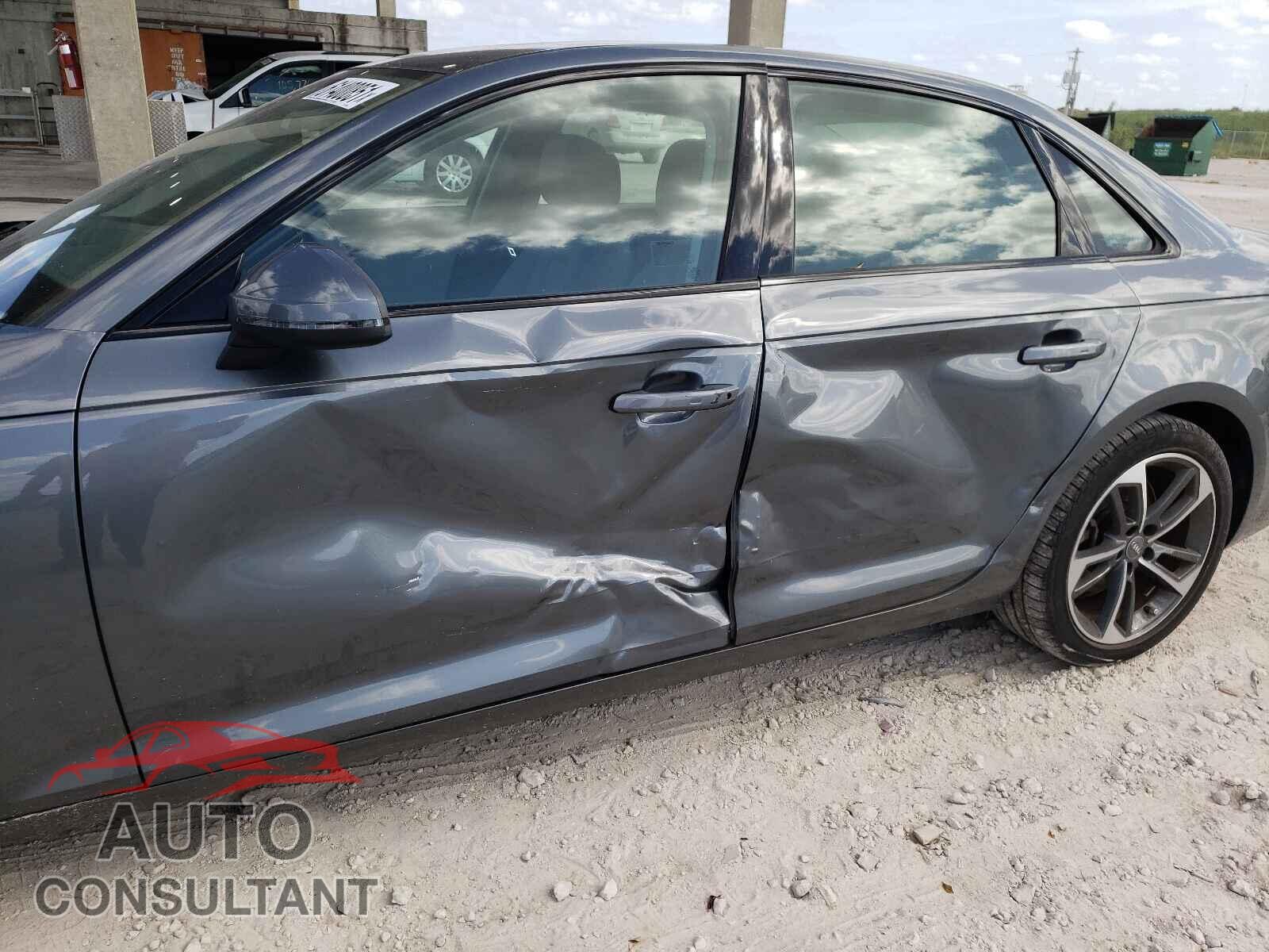 AUDI A4 2019 - WAUGMAF49KN014906