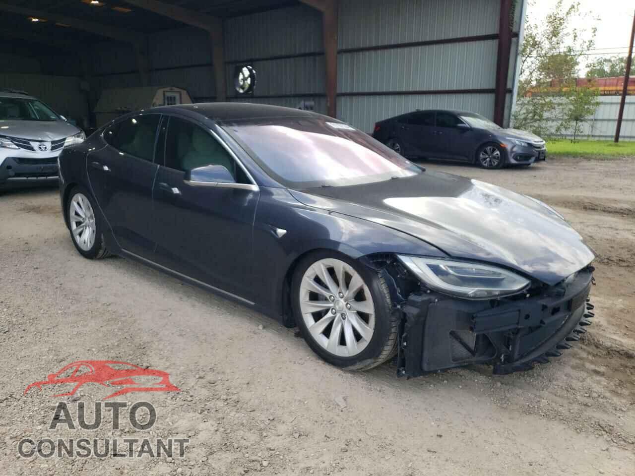 TESLA MODEL S 2017 - 5YJSA1E25HF209897
