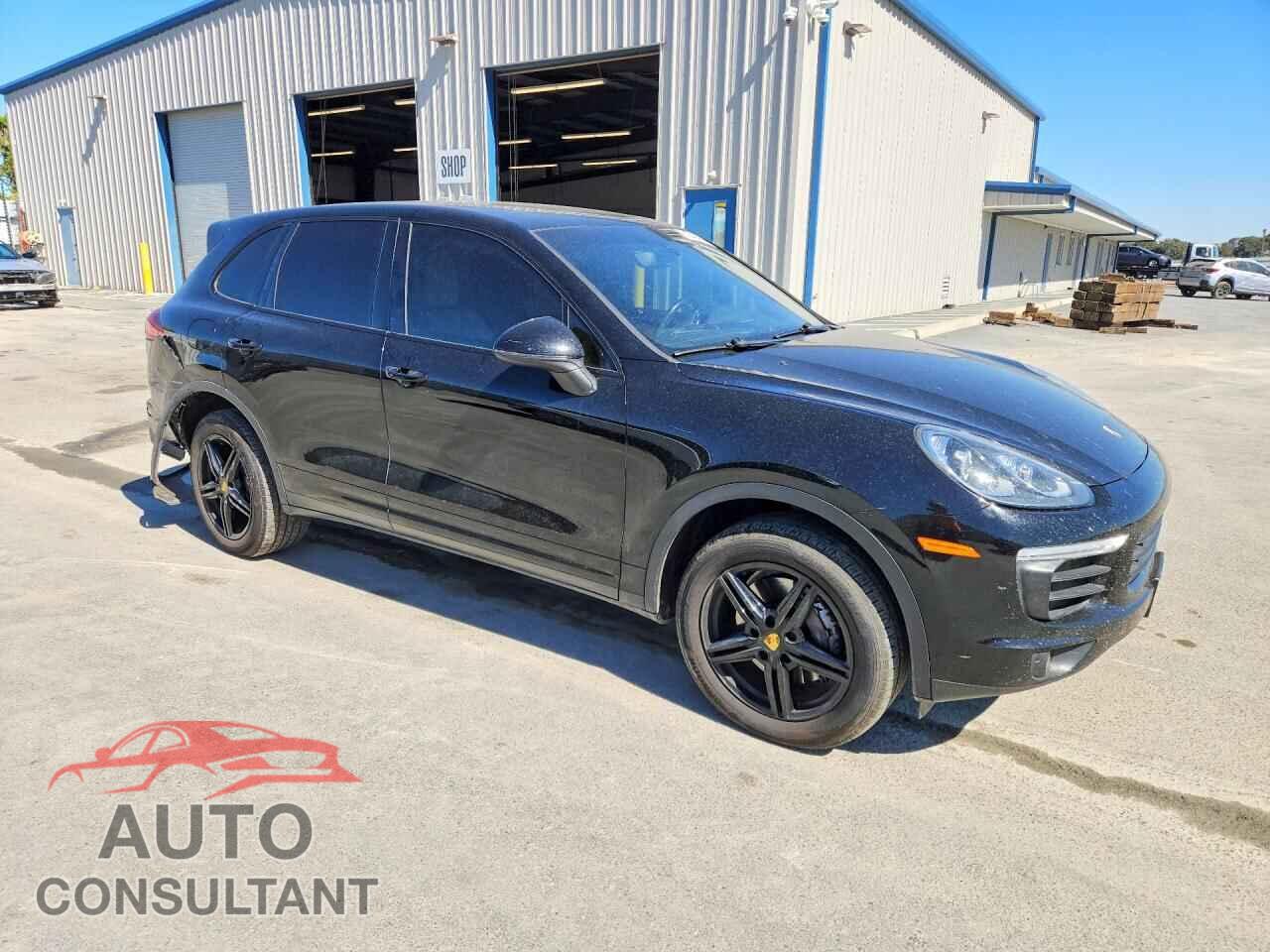 PORSCHE CAYENNE 2017 - WP1AA2A26HKA91416