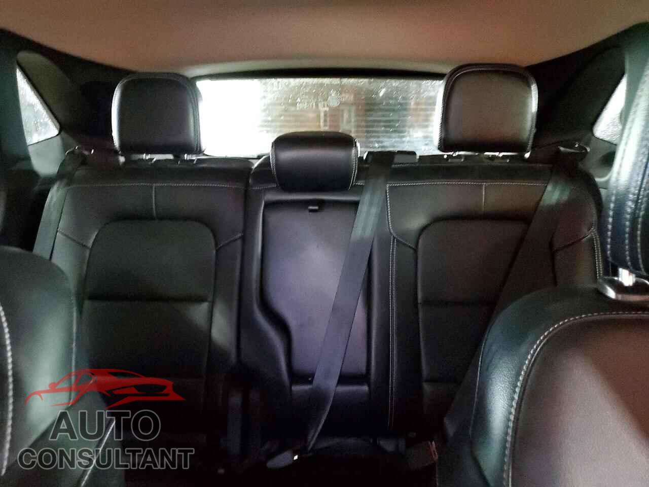 FORD ESCAPE 2020 - 1FMCU9H64LUA85142