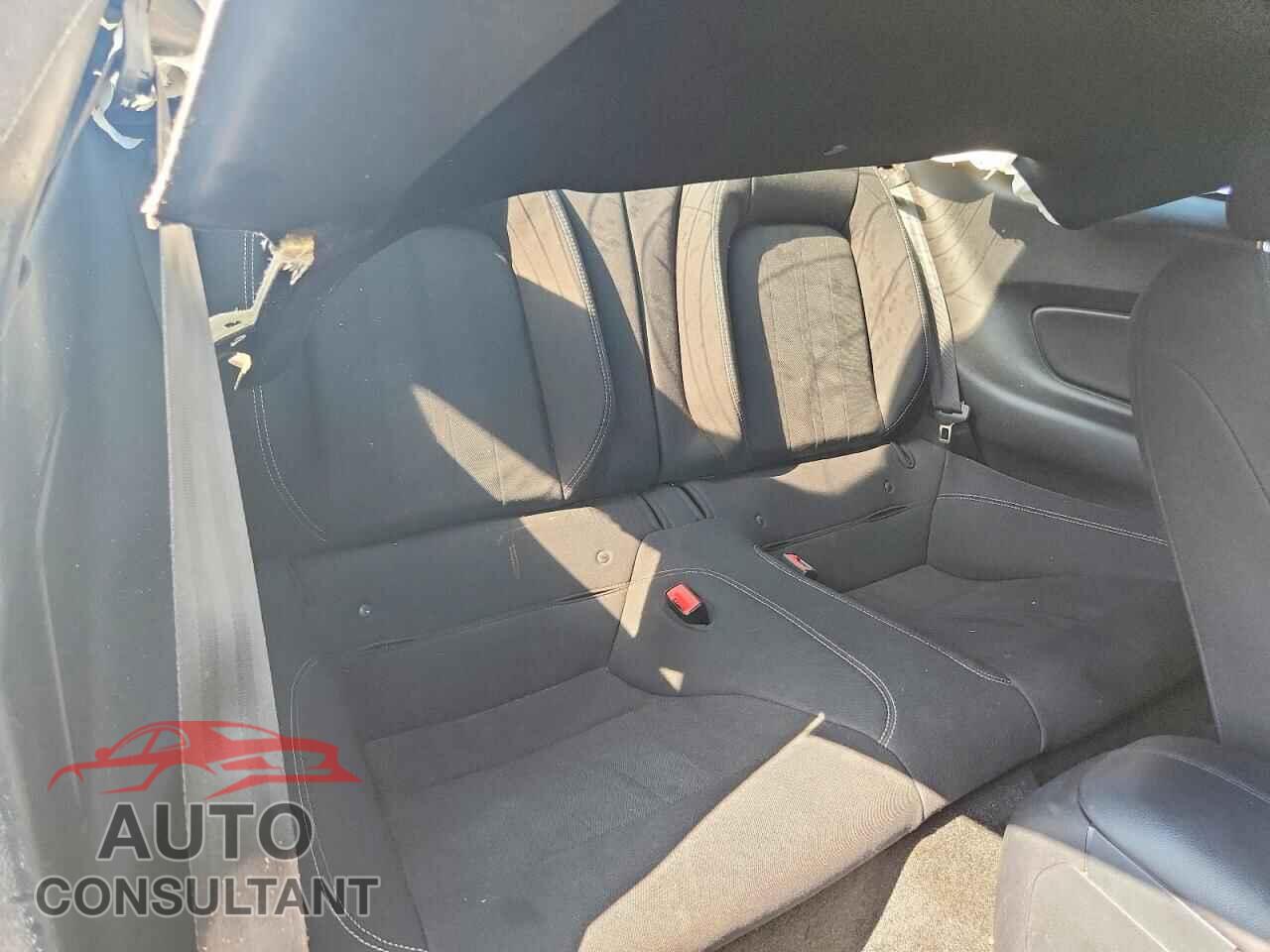 FORD MUSTANG 2018 - 1FA6P8TH8J5116448