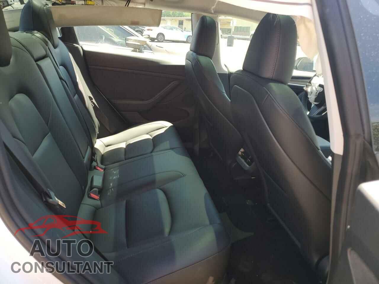 TESLA MODEL 3 2023 - 5YJ3E1EA3PF638681