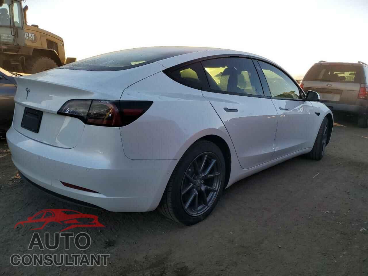 TESLA MODEL 3 2021 - 5YJ3E1EA2MF861144